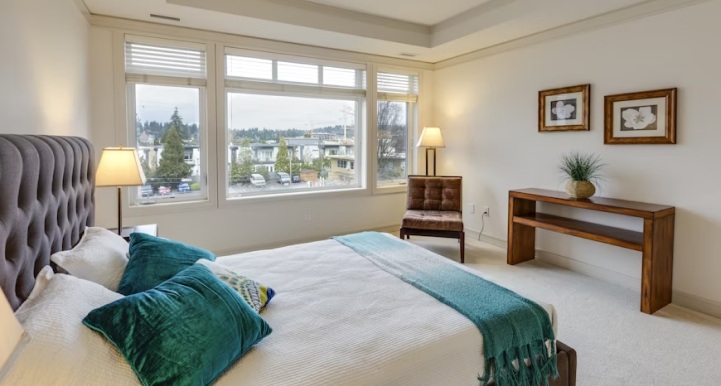 Prime Commercial Building for Rent